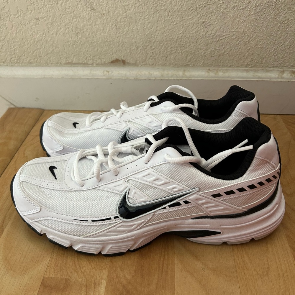 Brand New Mens Nike Initiator Sz 11